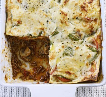 Lasagne with spinach and mushrooms