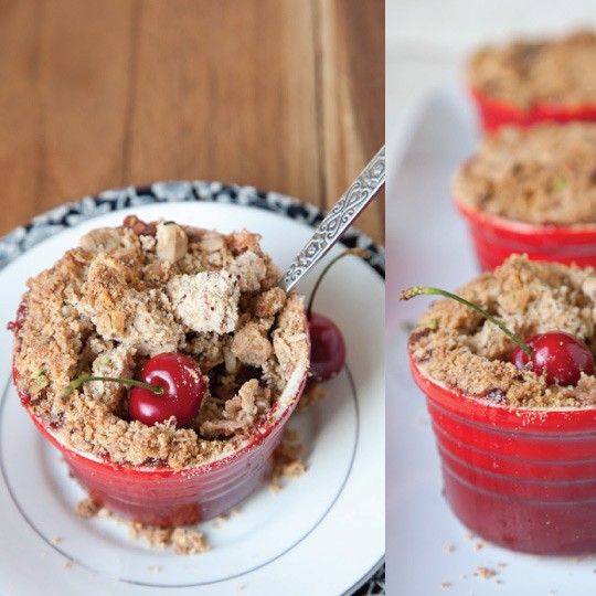Late spring (almost summer) fruit nutty crumble, gluten free