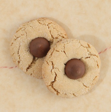 Lauren's peanut butter kiss cookies