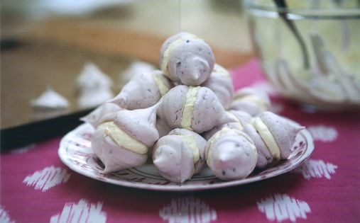 Lavender cream meringues