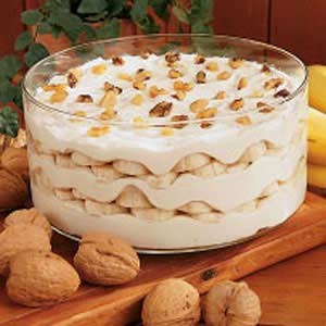 Layered banana pudding