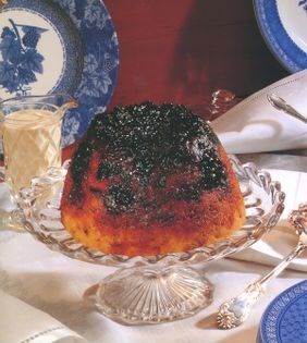 Layered blackcurrant pudding