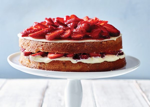 Le fraisier cake