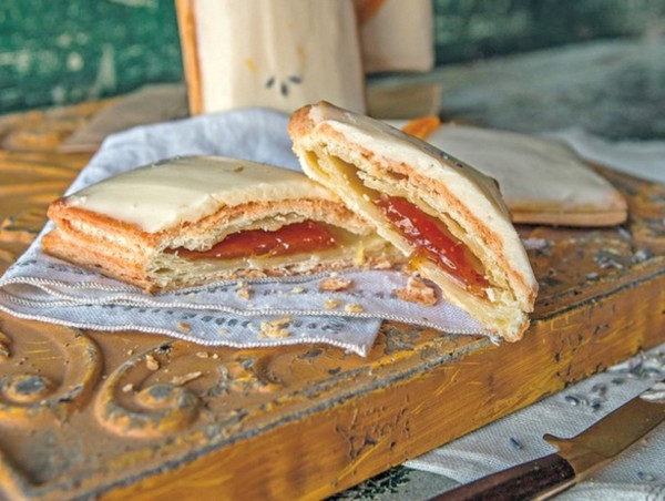 Le pop tart from 'The Everyday Art of Gluten-Free' (Bake the Book)