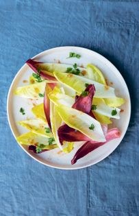 Leaf salad with umeboshi dressing