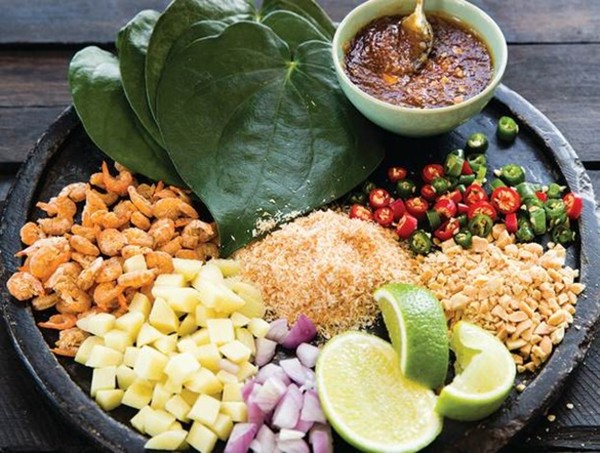 Leaf-wrapped salad bites (Miang kham) from 'Simple Thai Food' (Cook the Book)