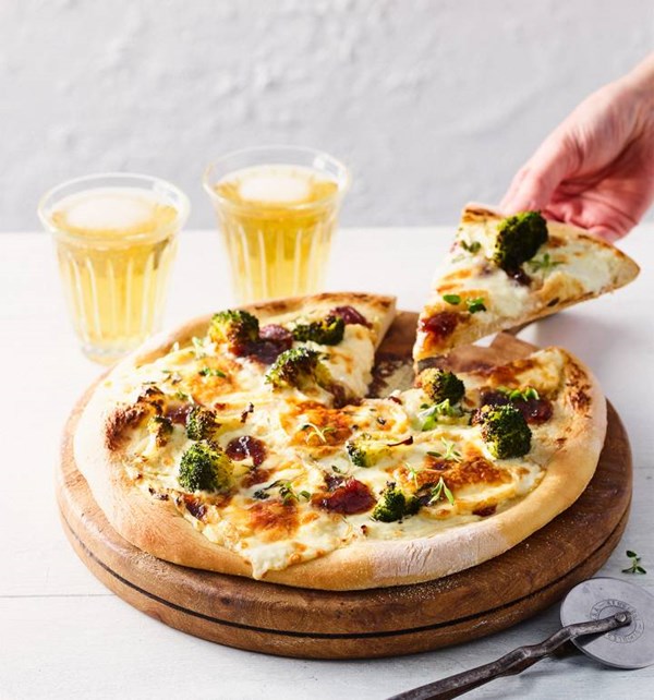 Leah's pizza bianca with broccoli and garlic