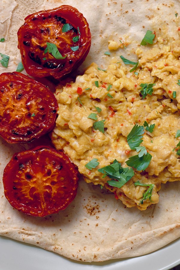 Lebanese scrambled eggs
