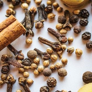 Lebanese seven-spice blend
