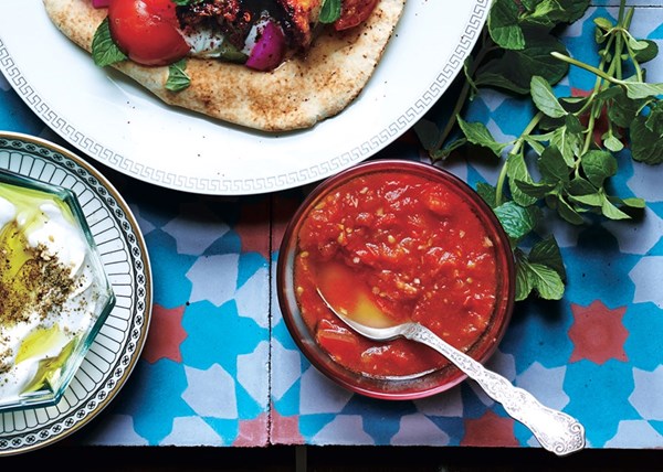 Lebanese tomato salsa (Banadûrah harrah)