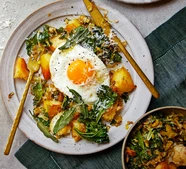 Leek & kale hash with sage fried eggs