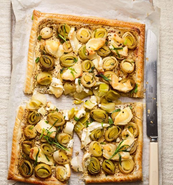 Leek and goats' cheese tart