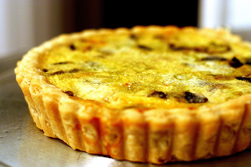 Leek and mushroom quiche