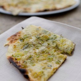 Leek and Roquefort pizza bread