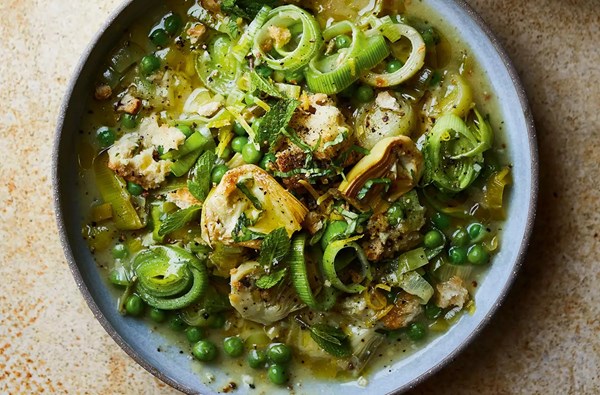 Leek, artichoke & pea stew