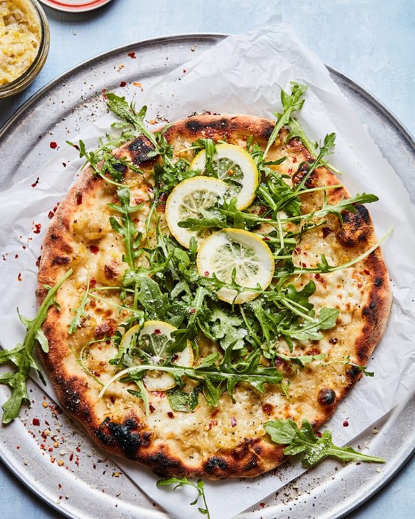 Leek confit pizza