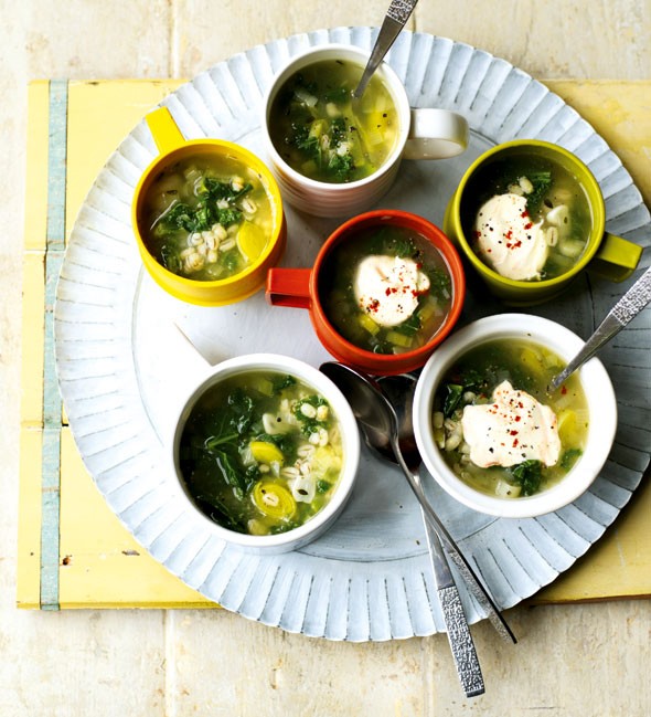 Leek, kale & barley broth