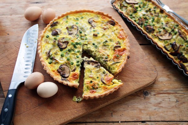 Leek, mushroom and pea quiche