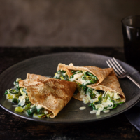 Leek, spinach and Gruyère crêpes 
