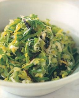Leeks with prunes