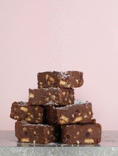 Leftover cake tiffin
