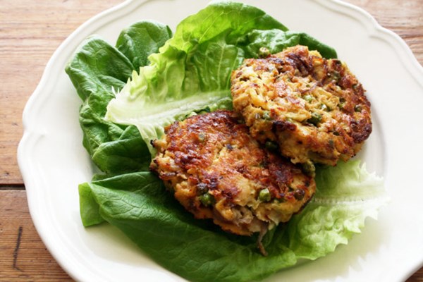 Leftover cauliflower mash and red onion patties