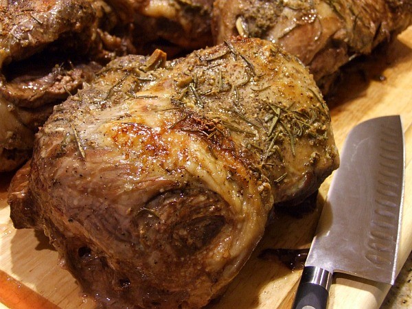 Leg of lamb roast with garlic & rosemary