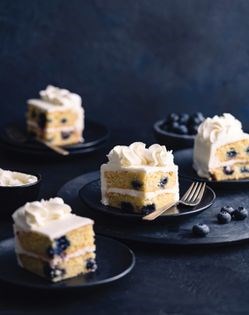 Lemon & blueberry cake