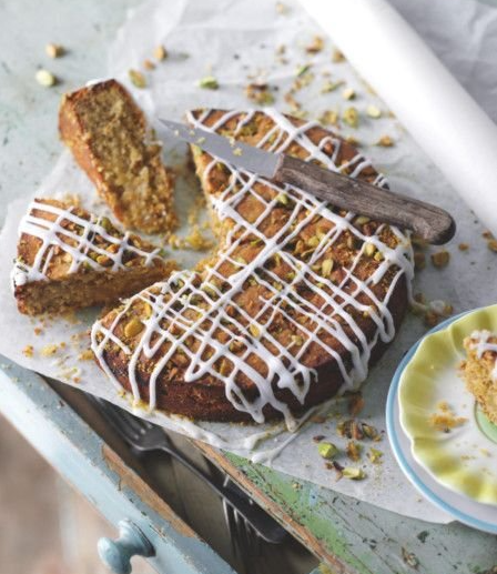 Lemon & pistachio cake