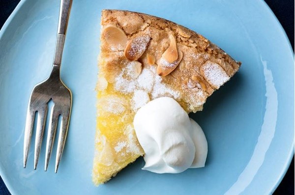 Lemon-almond butter cake