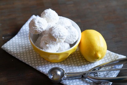 Lemon almond wedding cookies