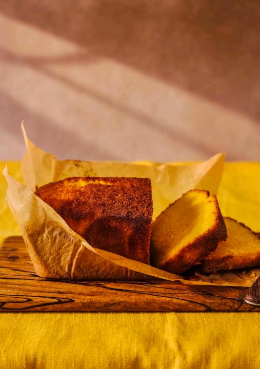 Lemon and almond polenta cake (Torta di polenta, limoni e mandorle)