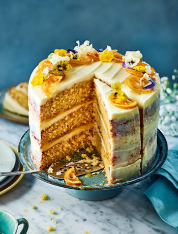 Lemon and elderflower cake