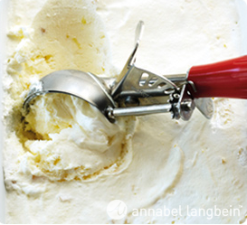 Lemon and ginger ice cream