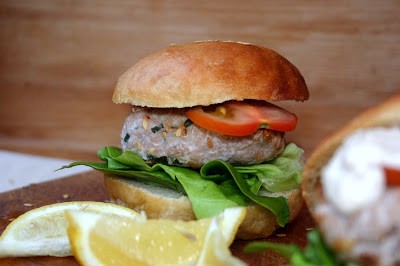 Lemon and horseradish tuna burgers in home-made buns