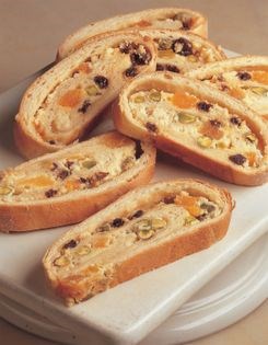 Lemon and pistachio strudel