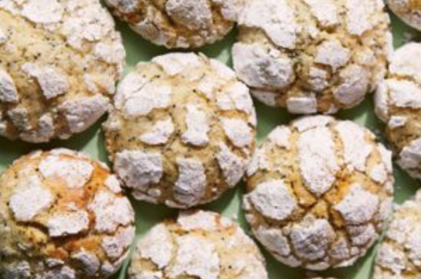 Lemon and poppyseed crinkle cookies