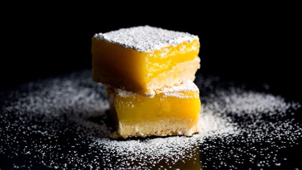 Lemon bars with olive oil and sea salt