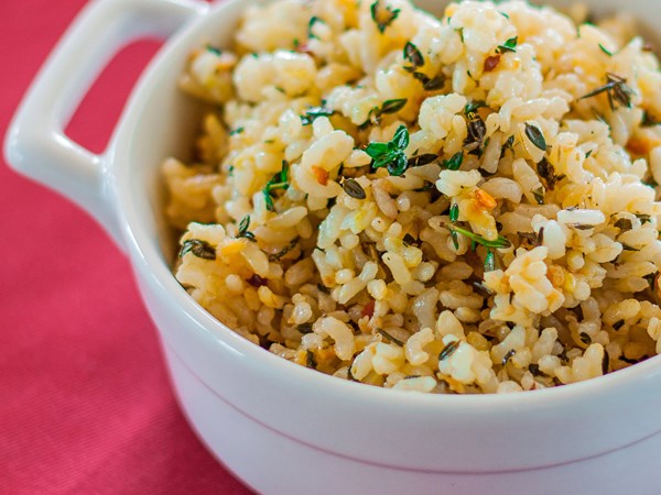 Lemon brown rice with garlic and thyme [Emily Farris]
