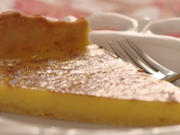 Lemon brulee tart