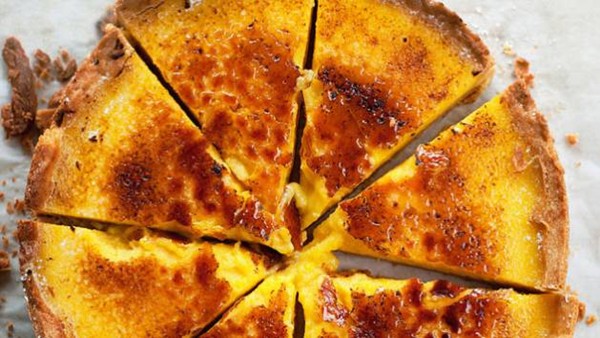 Lemon brulee tart