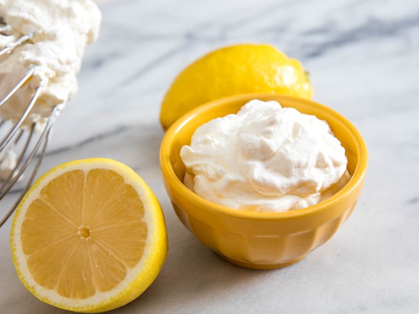 Lemon Chantilly (whipped cream)