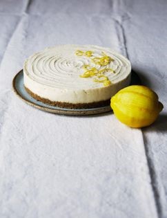 Lemon cheesecake