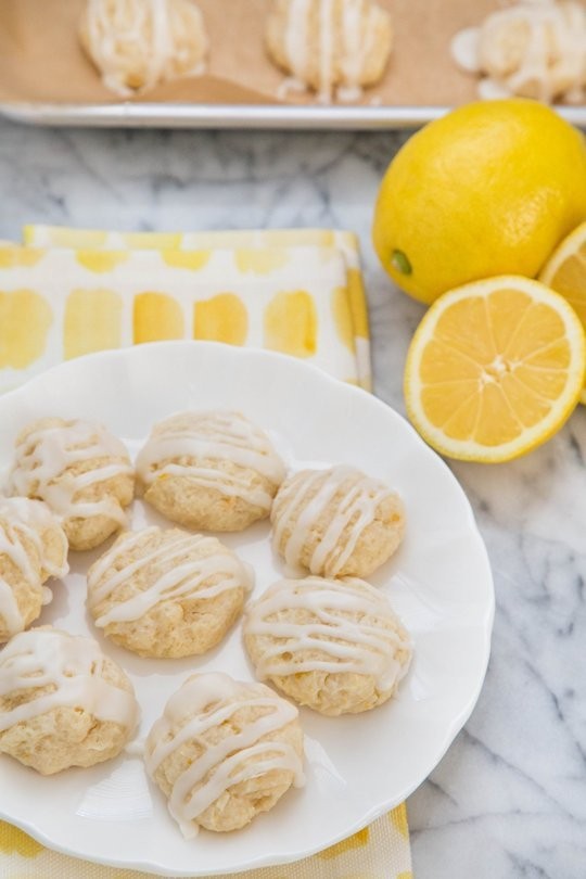 Lemon cheesecake cookies