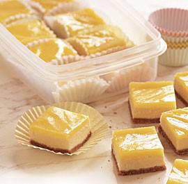 Lemon cheesecake squares