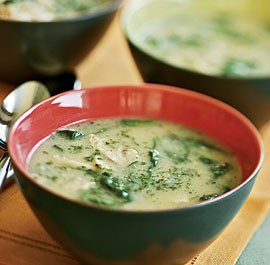 Lemon chicken soup with spinach & dill