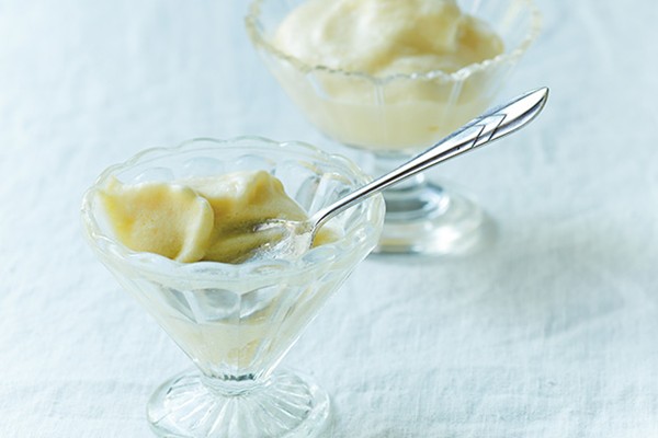 Lemon coconut mousse