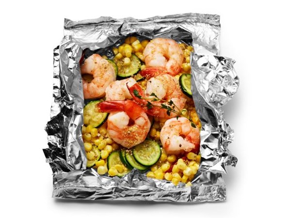 Lemon-coriander shrimp with corn and zucchini
