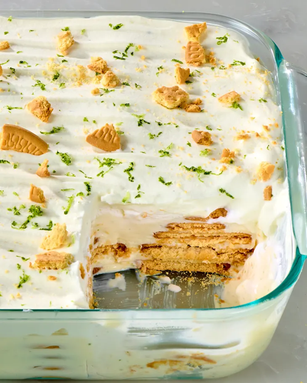 Lemon cream cheese icebox cake (Carlota de queso y limón)