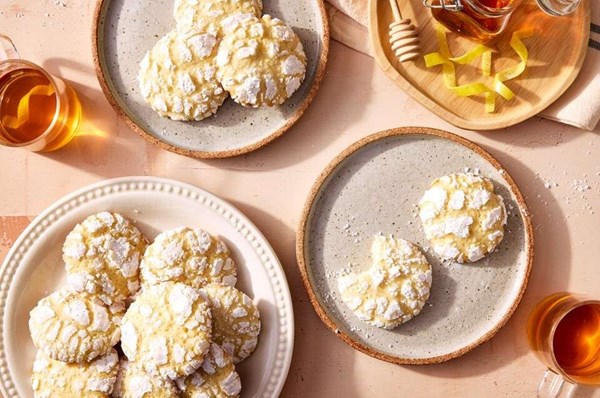 Lemon crinkle cookies 